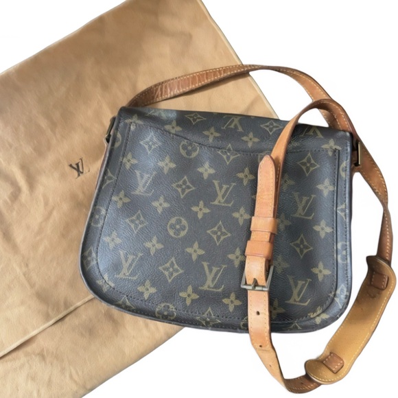 Louis Vuitton Monogram Saint Cloud GM Bag - Picture 2 of 14